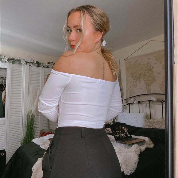 White Cut Out Bodysuit - Picture 3 of 6